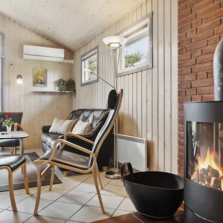 Erlinda - 3-1km From The Sea By Interhome * Bolilmark